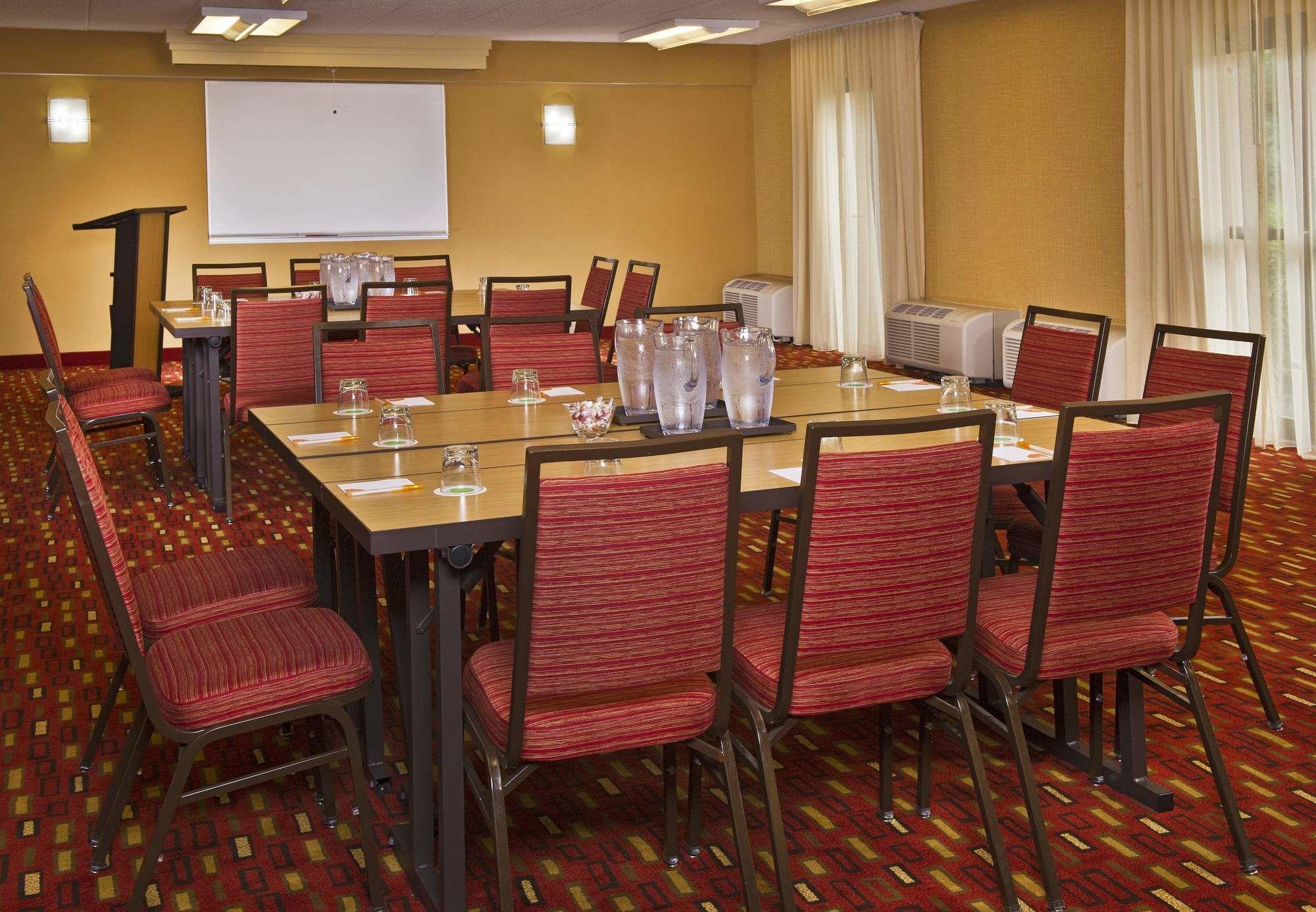 Courtyard By Marriott New Carrollton Landover Buitenkant foto