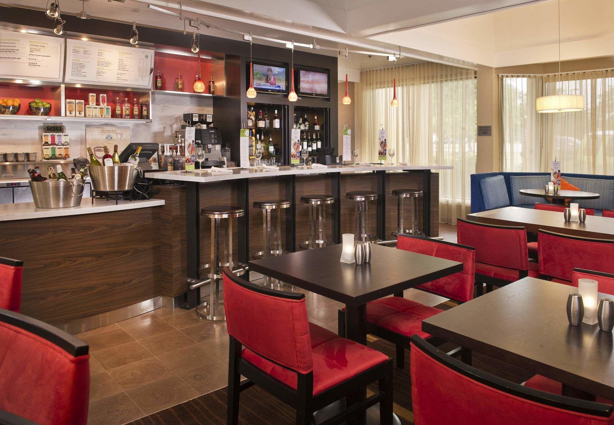 Courtyard By Marriott New Carrollton Landover Buitenkant foto