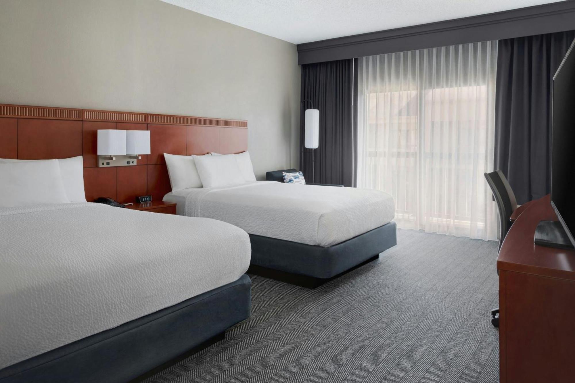 Courtyard By Marriott New Carrollton Landover Buitenkant foto