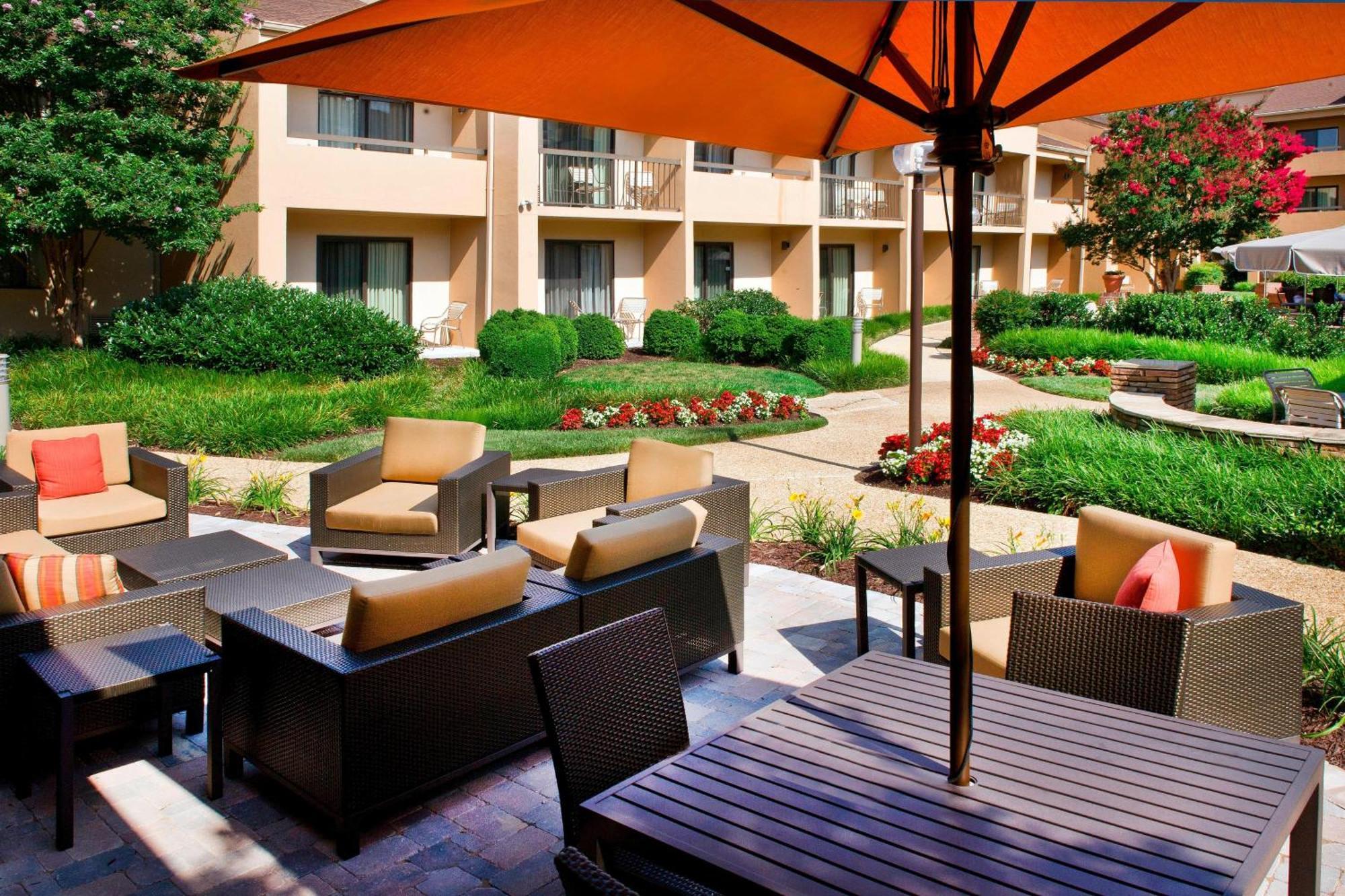 Courtyard By Marriott New Carrollton Landover Buitenkant foto