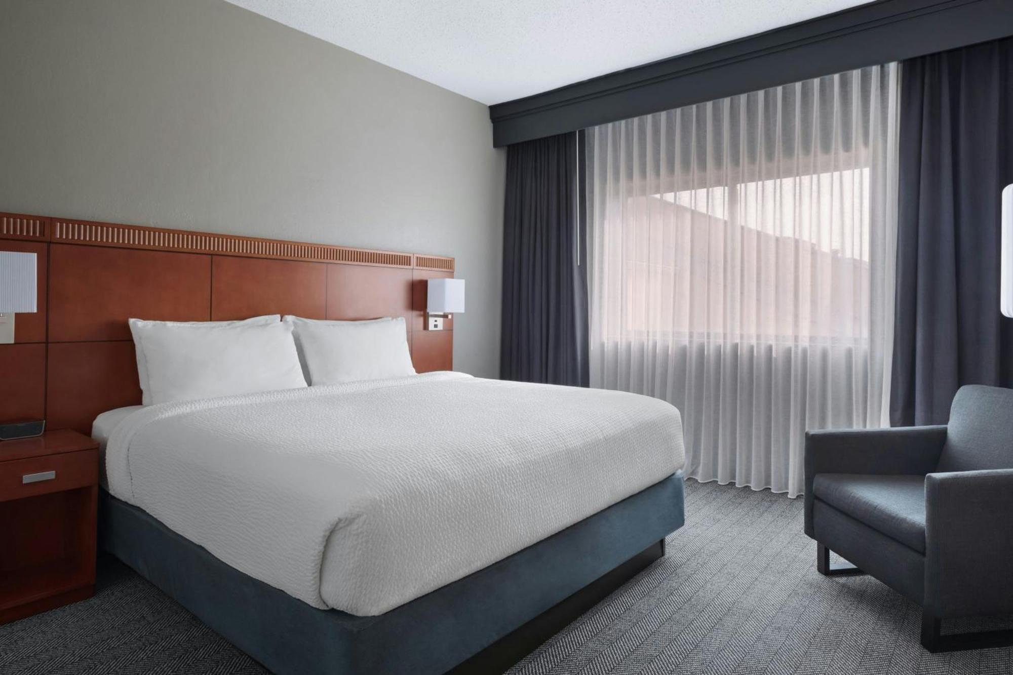 Courtyard By Marriott New Carrollton Landover Buitenkant foto