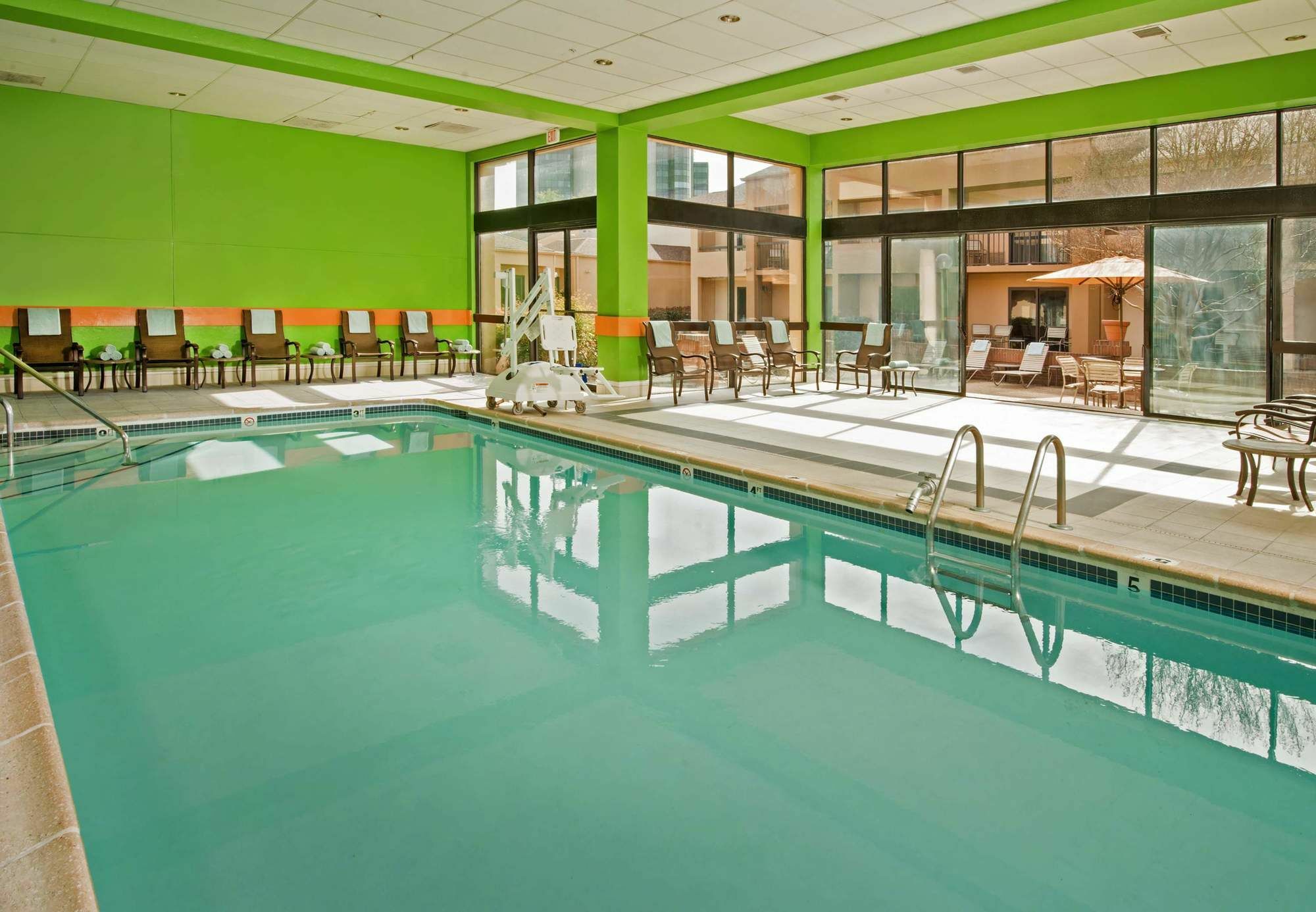 Courtyard By Marriott New Carrollton Landover Buitenkant foto